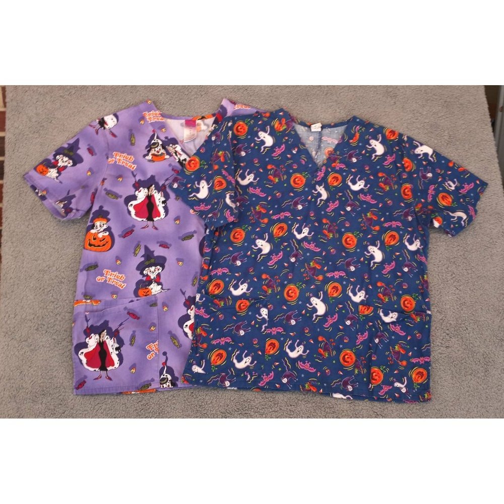Set of 2 The Wonderful World of Disney 101 Dalmatians and Barco Bats, Witches, P
